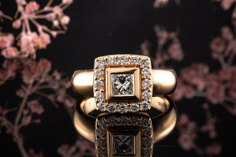 Leo Wittwer Ring mit Princess Schliff Diamant Brillanten in Rosegold 750 