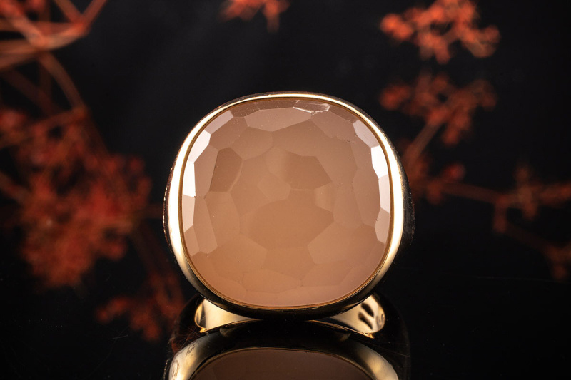 Pomellato Ring Cipria mit Rosenquarz facettiert in Rotgold Rosegold 750 