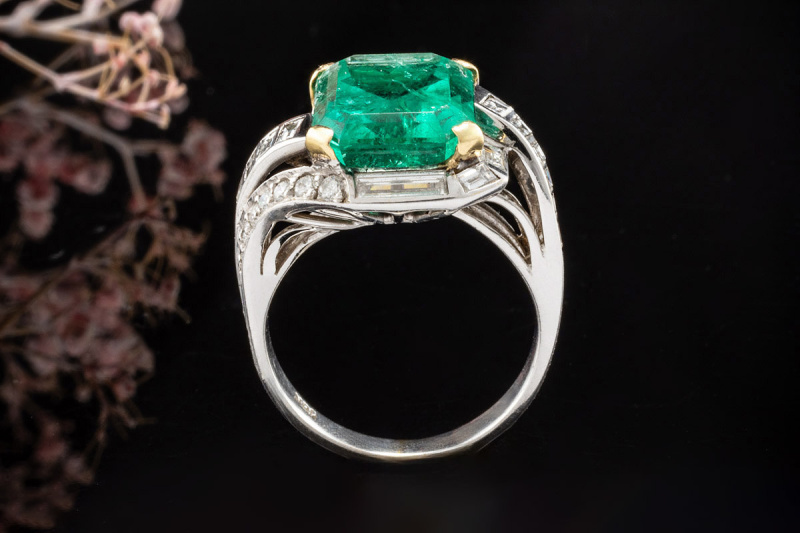 Traum Smaragd Ring Natürlich Emerald Cut mit Diamanten in 750er Weißgold 