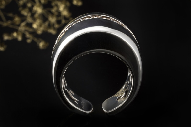 Al Coro Ring Offene Ringschiene mit braunen Diamanten in 750er Weißgold 