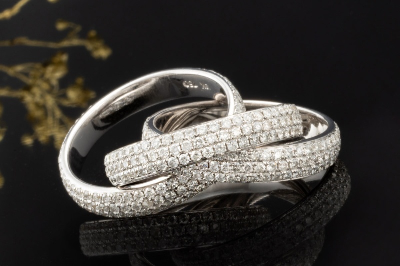 Designer Dreier Ring 3,50 Carat Diamanten rundum in 750er Weißgold Gr 52 