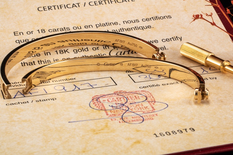 Cartier Love Armreif Armband Bracelet in 750er Gelbgold Gr. 19 Full Set 