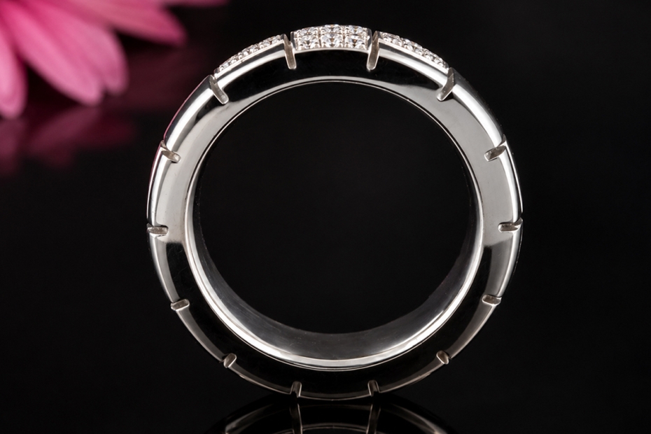 A. Odenwald Ring mit Diamanten Geometrisches Mosaik-Design Weißgold 750 