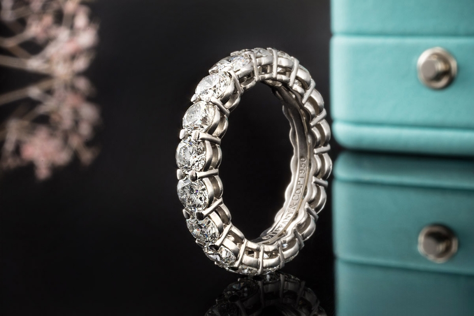 Tiffany & Co. Forever Ring Memoire Ehering mit Diamanten in 950er Platin 