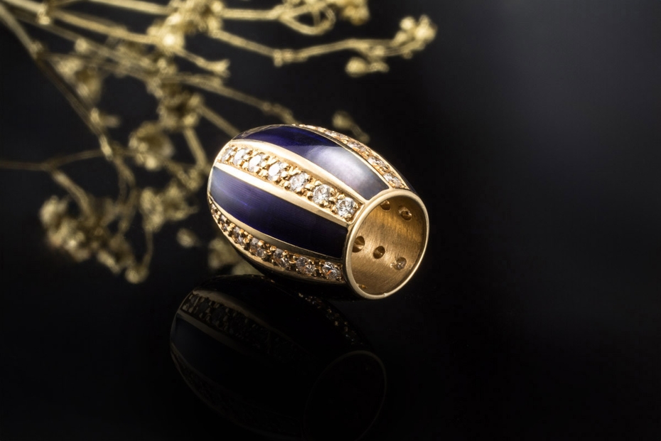 Wellendorff Ronde Anhänger Salome Blau 0,72 Ct. Diamanten 750er Gelbgold 