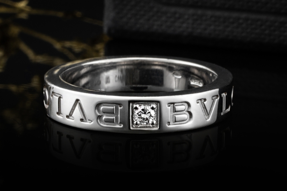 BVLGARI B.zero1 Ring Essential Band Solitär Diamant in Weißgold 750 OVP 