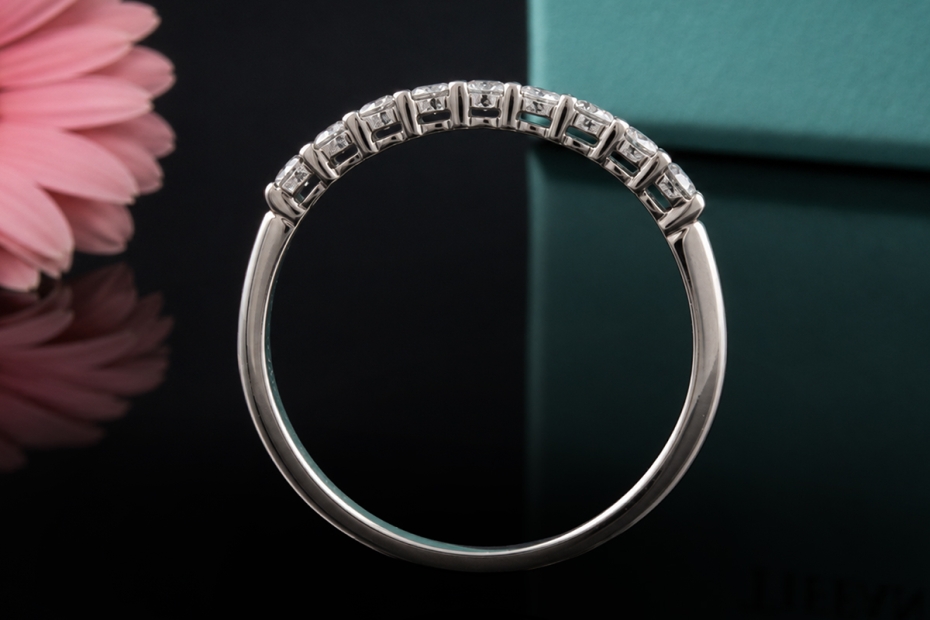 Tiffany & Co Forever Halbmemoire Ring mit 9 Diamanten in 950er Platin 55 