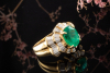 Traum Smaragd Oval in Ring Goldschmiedearbeit mit Diamanten Gelbgold 750 