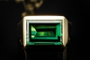 Ring mit natürlichem Spinell Treppenschliff rechteckig in 585er Gelbgold 