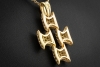 Victor Mayer Anhänger im Kreuz Design mit Diamanten in 750er Gelbgold 