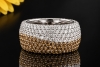 noor Pavé Ring mit weißen und braunen Diamanten in Weißgold Gelbgold 750 