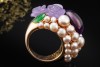 MIMÍ Cocktail Ring Blumen mit Amethyst Perlen und Jade in 750er Roségold 