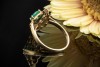 Kunstvoller Smaragd Ring Cabochon in 585er Gold mit feurigen Brillanten 