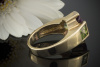 Facettierter Amethyst in verspieltem 375er Gelbgold Ring mit Peridot 