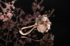 Dior Ring mit facettiertem Rosenquarz und 2 Diamanten in 750er Rosegold 