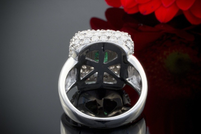 Weißgold Ring mit SMARAGD & Brillanten 2CT in 750er Weißgold  