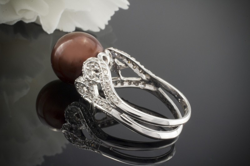 Schoko Süßwasser Zuchtperle Ring mit Brillanten in 750er Weißgold 