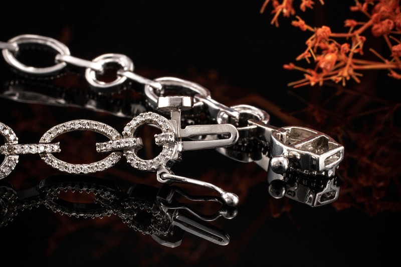 Amerikanisches Armband mit Altschliff Diamanten in 10 Karat Weißgold 417 