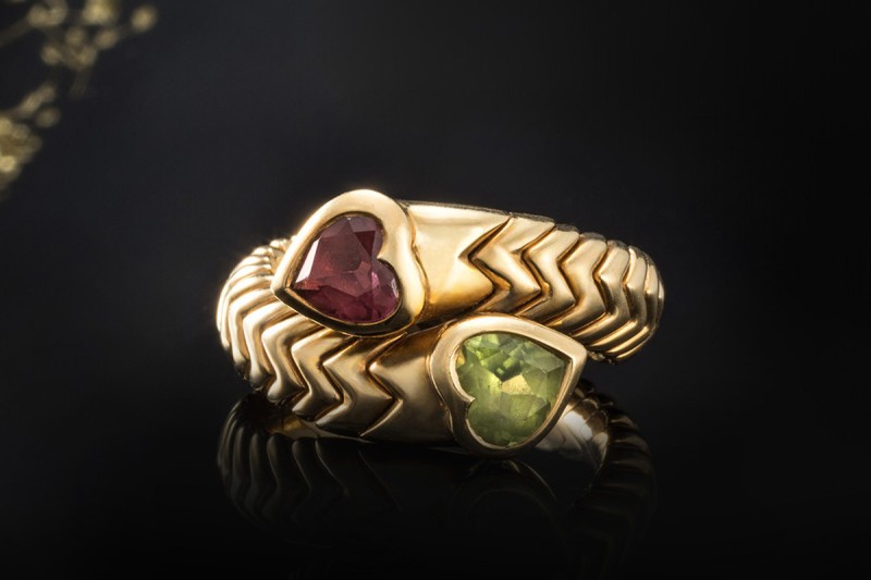 Bvlgari Spiga Herz Ring mit Rubellit Peridot Flexibel in 750er Gelbgold 