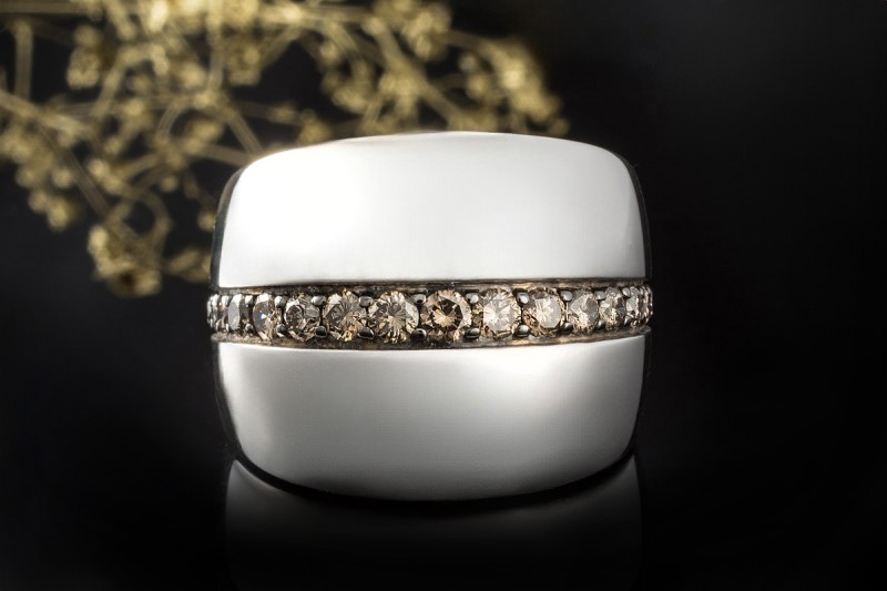 Al Coro Ring Offene Ringschiene mit braunen Diamanten in 750er Weißgold 