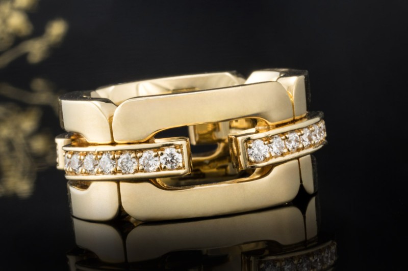 Odenwald Glieder Ring mit Diamanten massiv gefertigt in 750er Gelbgold 