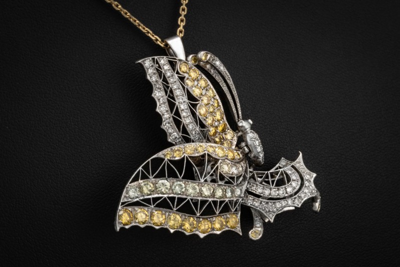 Schmetterling Brosche Anhänger Diamanten Gelb und Weiß in 750er Weißgold 