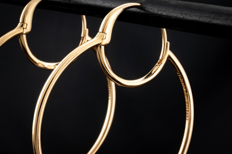 Hermès Ohrringe Große runde Creolen mit Rauchquarz Anhänger in Roségold 