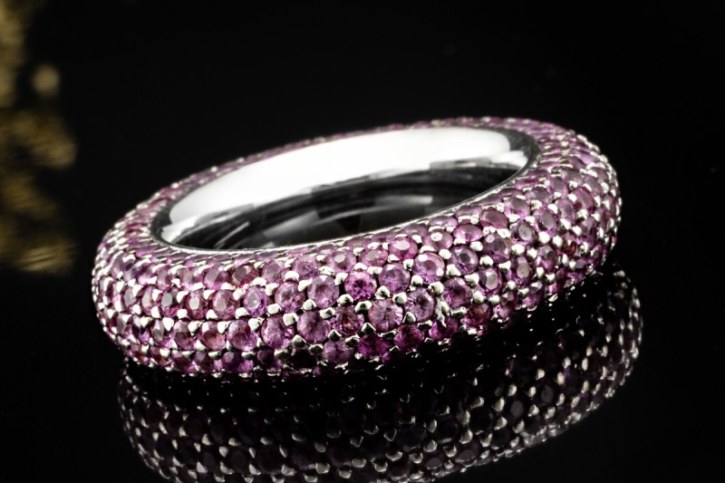 Memoire Ring mit Pavé Amethyst rundum massiv in 750er Weißgold Größe 56 