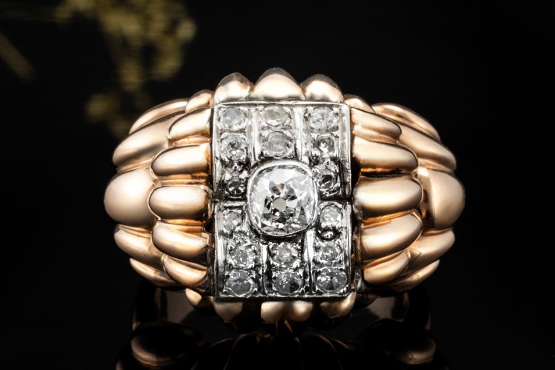 Antiker Ring im Vintage Design mit Diamanten im Altschliff in Roségold 