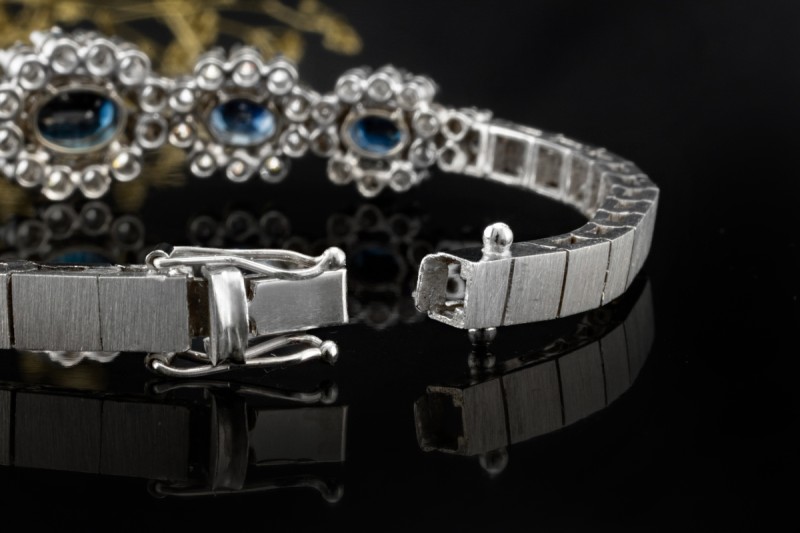 Vintage Saphir Armband Klassisch mit Diamanten mattiert in Weißgold 750 
