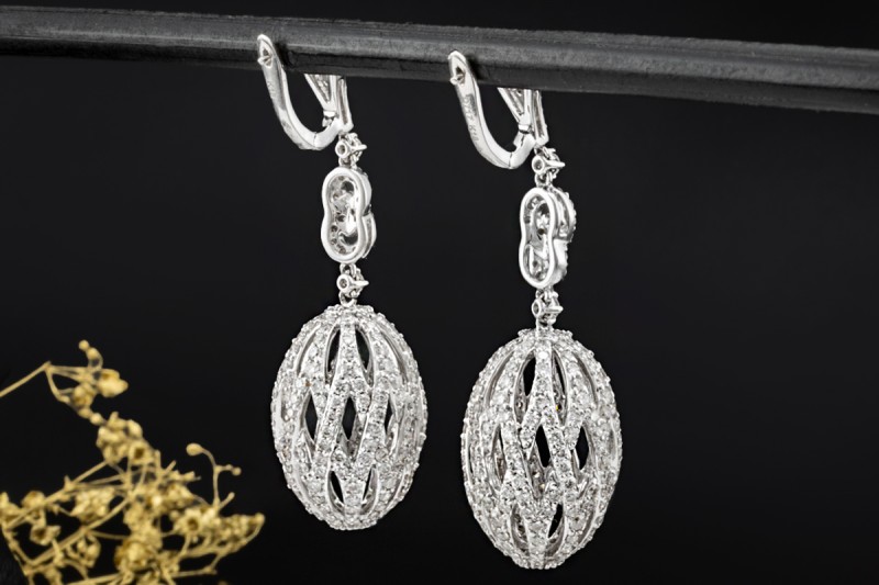 Große ovale Ohrhänger Ohrstecker mit 7 Carat Diamanten in 750er Weißgold 