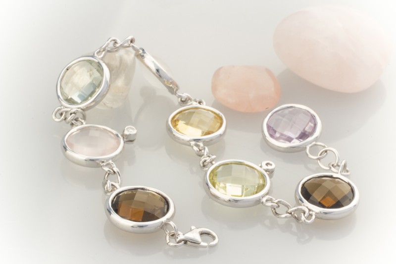 Armband Farbenfroh mit Quarz und Diamanten in 750er Weißgold 