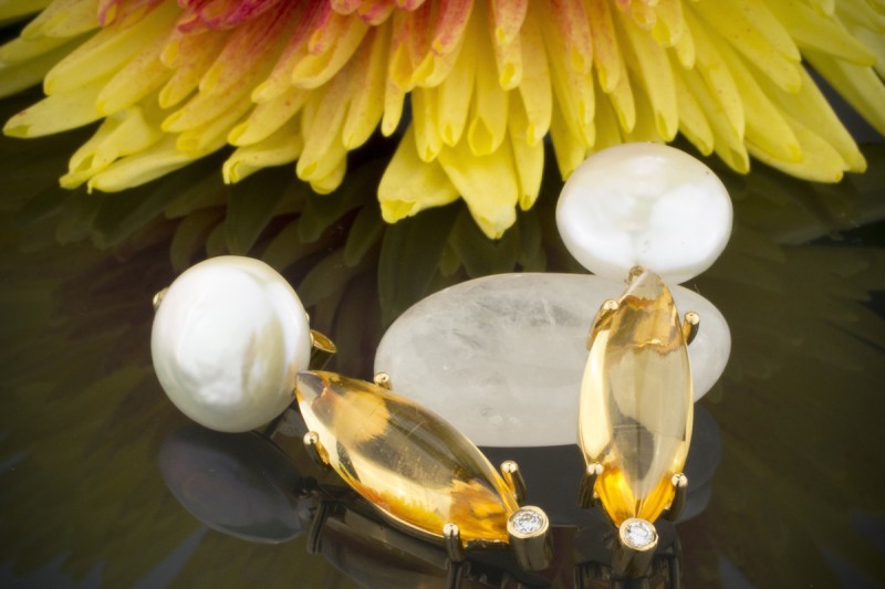 Ausgefallene Citrin Perlen Ohrstecker Ohrringe mit Brillanten in 750er Gelbgold 