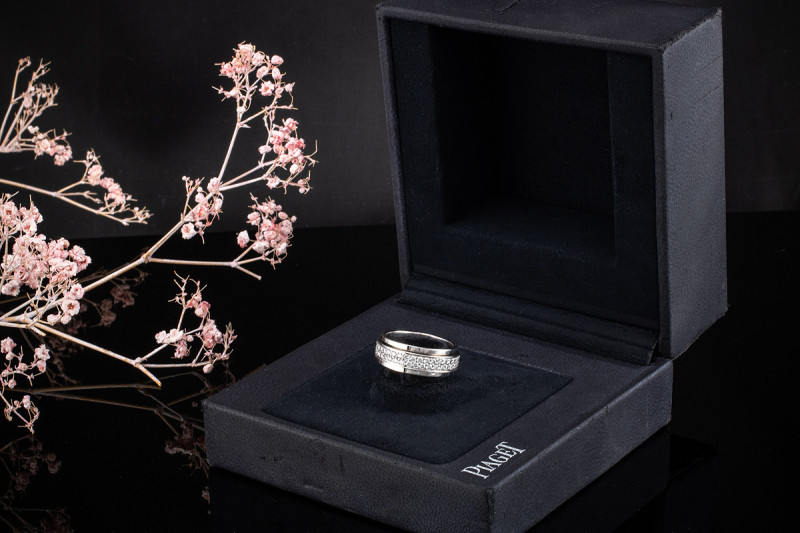 Piaget Possession Ring Drehring mit 1,2 ct. Brillanten in Weißgold Gr 54 