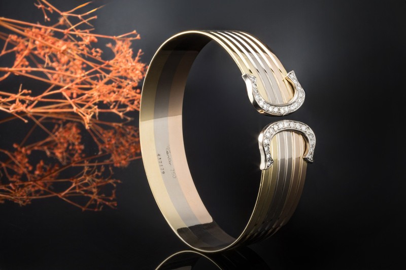 C de Cartier Armreif Doppel C Armband mit Diamanten 750er Gold Tricolor 