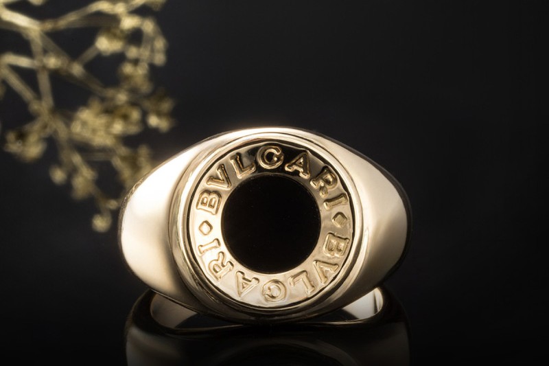 BVLGARI Ring mit Onyx Schwarz in Siegelring Massiv 750er Gelbgold Unisex 
