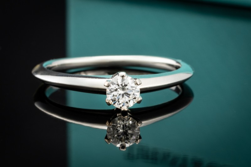 Tiffany & Co Solitär Ring Setting mit Diamant 0,26 Ct in Platin Full Set 