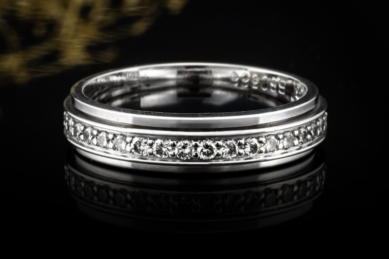 Piaget Possession Ring Drehring Memoire mit Diamanten in Weißgold Gr 56 