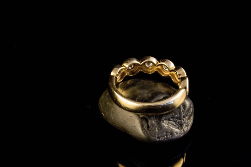 Halb Memoire Ring mit 0,50 Carat funkelnden Brillanten in 585er Gelbgold 