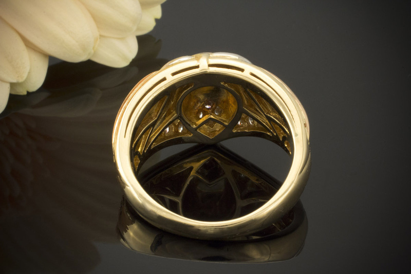 Besonderer Bulgari Ring BVLGARI mit Top Brillanten in 750er Gold Tricolor 