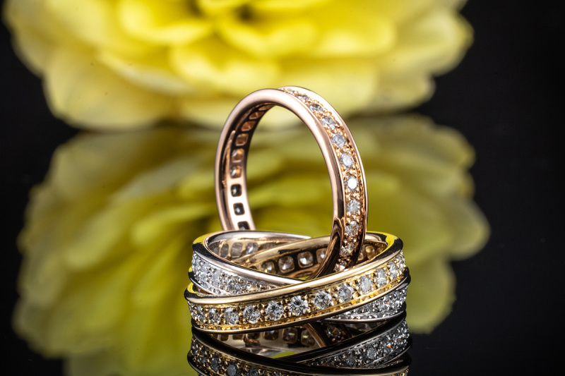 Trinity de Cartier Ring mit Brillanten rundum in Gold 750 Tricolor Gr 46 