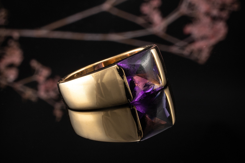 Cartier Ring Tank mit 1 Amethyst Massiv 750er Gelbgold Großes Modell 55 