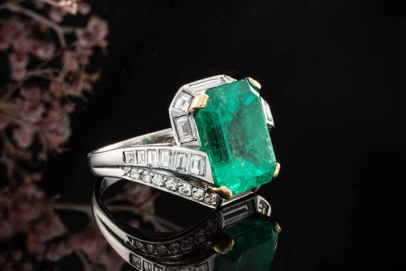 Traum Smaragd Ring Natürlich Emerald Cut mit Diamanten in 750er Weißgold 