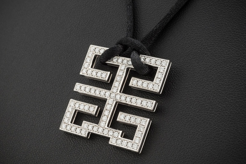 Cartier Collier Kiss of the dragon mit Diamanten Wishknot 750er Weißgold 