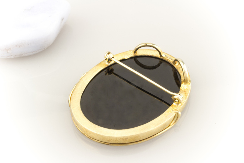 Brosche Anhänger schöne GEMME 585 Gold mit Diamanten 