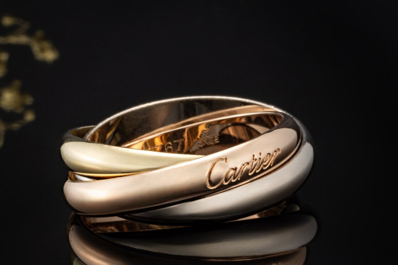 Trinity de Cartier Ring klassisches Modell Gr. 59 in 750er Gold Tricolor 