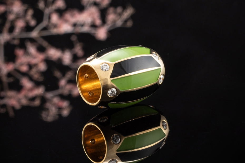 Wellendorff Ronde Anhänger Alraune Grün Schwarz Diamanten Gelbgold 750 