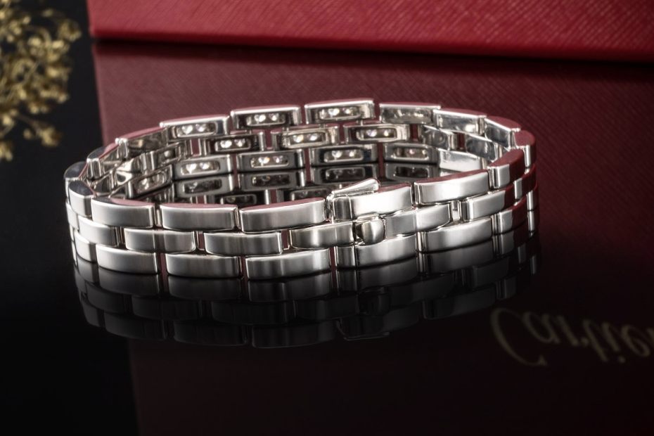 Cartier Armband Maillon Panthère mit 48 Diamanten Weißgold 750 18,5 cm 