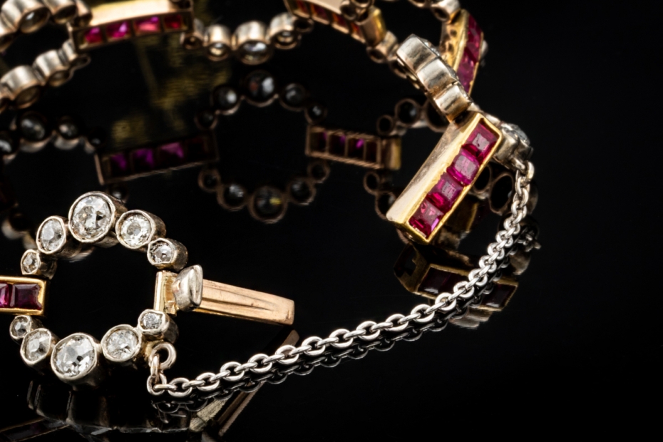 Antikes Armband Vintage Diamanten und Rubine detailverliebt in Gelbgold 