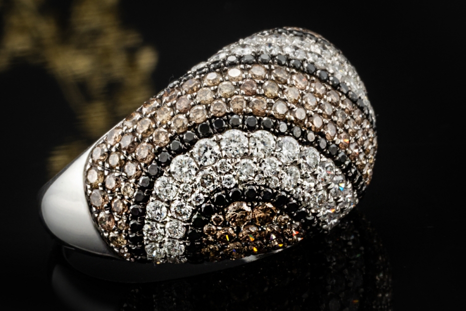 Cocktailring Ring Diamant Arbeit Weiß Braun Schwarz in 750er Weißgold 
